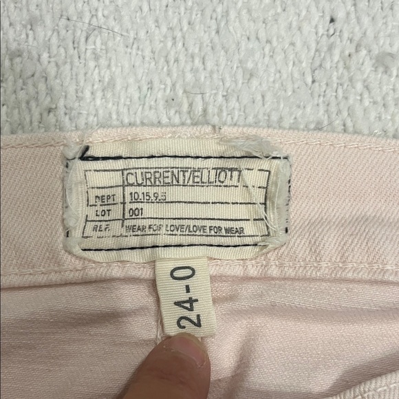 Current/Elliott Women's Skinny Jeans in Light Pink - Picture 2 of 7